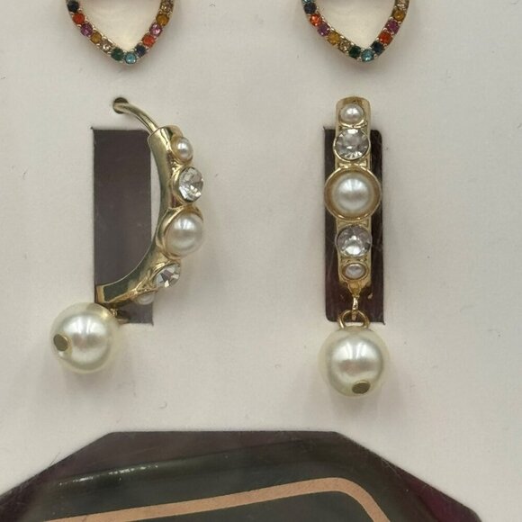Steve Madden 3 Pair Earrings & Trinket Tray Gift Set Multicolor & Pearl Accents - Picture 2 of 4
